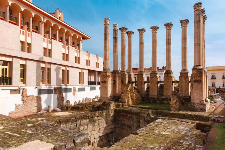 Il tempio romano accanto al Municipio