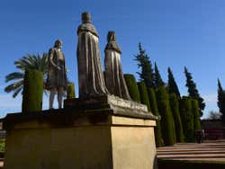 Statua di Colombo e dei Re Cattolici