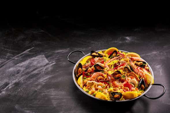 Laboratorio di paella cordobese e salmorejo